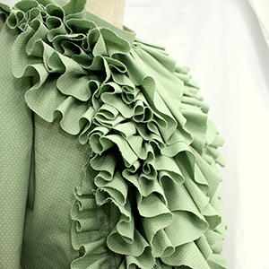 立体裁断フリル